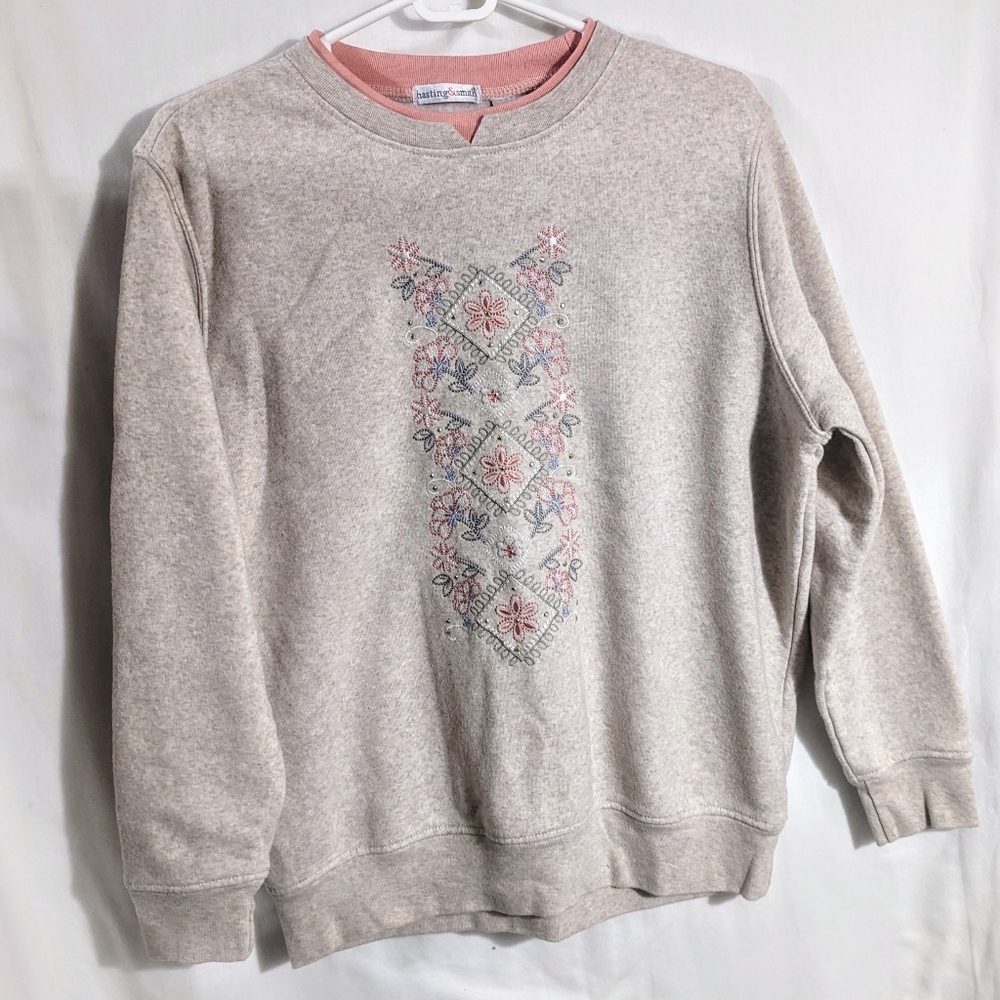 Hasting and Smith Vintage Beige Floral Design Sweater Size Medium